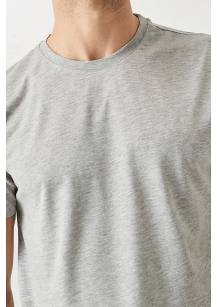 Erkek Slim Fit Bisiklet Yaka Pamuk Kısa Kollu Tişört fırsatları