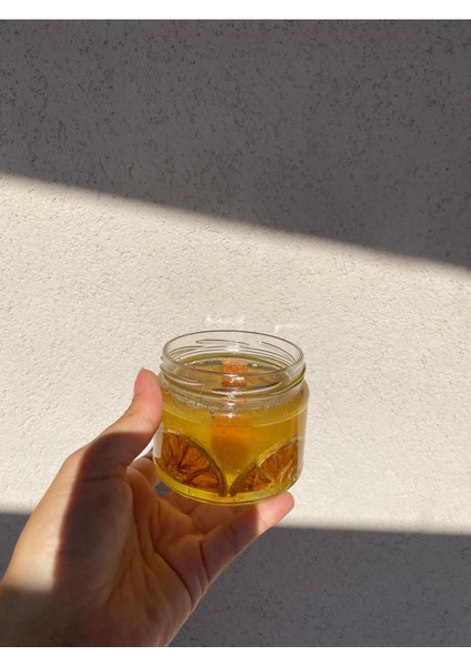 Portakal Kurusu Içeren Jel Tasarım Reçel Görünümlü Ahşap Fitilli Şömine Sesli Kavanoz Mum