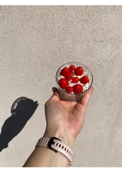 Kremalı Çilek Tasarımlı Babam Böyle Pasta Yapmayı Nerden Öğrendi Konseptli Mum fiyatları