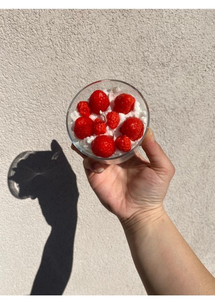 Kremalı Çilek Tasarımlı Babam Böyle Pasta Yapmayı Nerden Öğrendi Konseptli Mum fırsatları