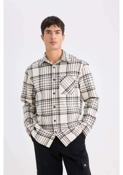 Regular Fit Kareli Flanel Cep Detaylı Uzun Kollu Gömlek D3499AX24WN