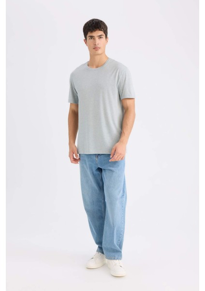 New Regular Fit Bisiklet Yaka Basic Düz Kısa Kollu Tişört E1091AXNS