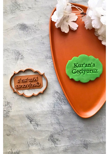 Kur'an'a Geçiyoruz Hamur Şekillendirici Kurabiye Kalıbı, Seramik, Oyun,polimer / Karışık Renk