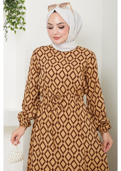 Baklava Desen Beli Bağcıklı Viskon Elbise Camel HM2475 indirimleri