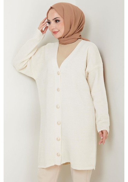 Gold Düğme Detaylı Triko Hırka Krem HM2587 modelleri