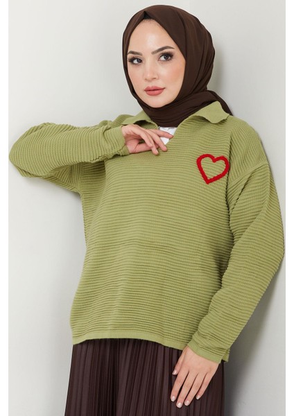 Kalp Nakışlı Polo Yaka Triko Kazak Yeşil HM2571 modelleri