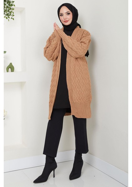 Sepet Örgülü Düğmesiz Araboy Triko Hırka Camel HM2565 modelleri