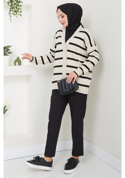 Düğme Detaylı Çizgili Araboy Triko Hırka Taş Rengi HM2516 fırsatları