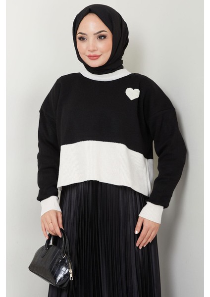 Kalp Detaylı Iki Renkli Crop Kazak Siyah HM2575 fiyatları