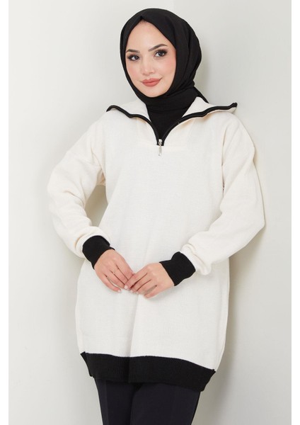 Garni Detaylı Yakası Fermuarlı Triko Tunik Beyaz HM2560
