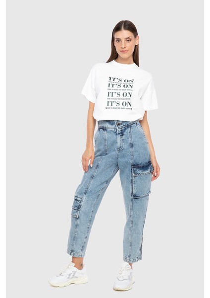 Slogan Yazı Baskılı Işleme Detaylı Oversıze Ekru T-Shirt