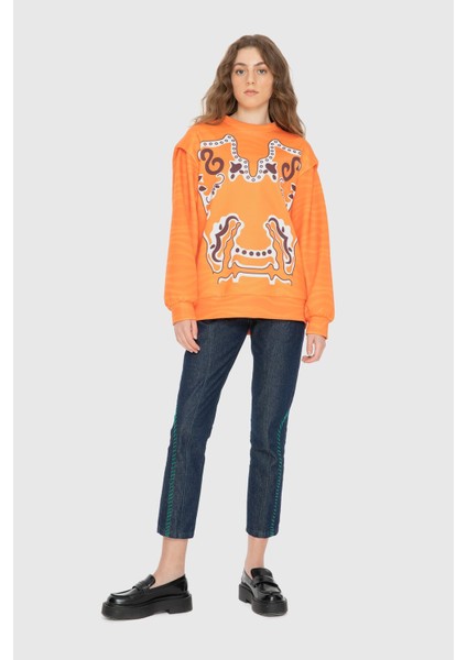 Baski ve Vatka Detayli Sweatshirt
