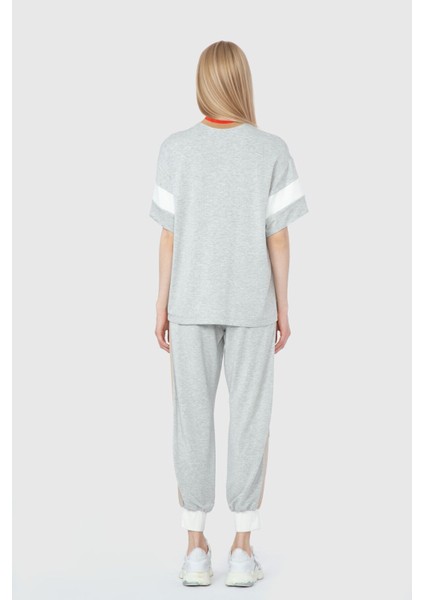 Kontrast Detaylı Grimelanj Gri T-Shirt modelleri