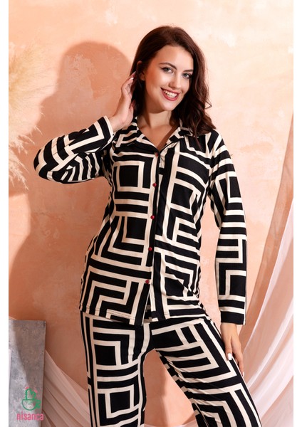 Kışlık Düğmeli Ekose Desen Yılbaşı Temalı Kadın Süet Pijama Takımı modelleri