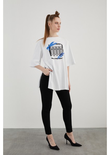 Oversize Yanları Yırtmaçlı Arkası Gizli Fermuarlı Beyaz Bluz