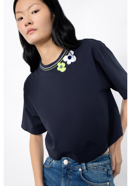 Ribana Yakalı Mavi Tshirt