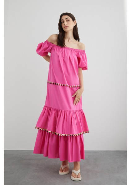 Çizgili Şerit Detaylı Kayık Yaka Pembe Poplin Elbise