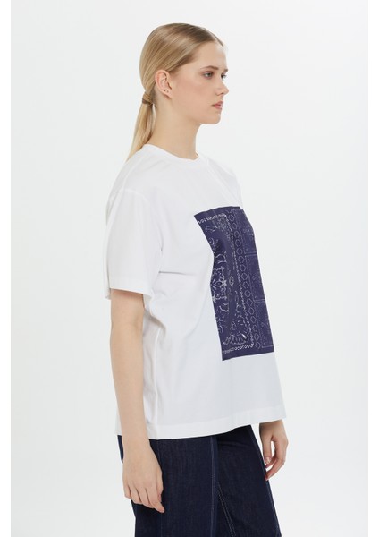 Önü Pano Desenli Garnili Yarım Kollu Klasik Beyaz Tshirt fiyatları