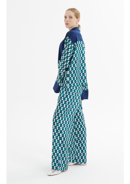 Geometrik Desenli Mavi Gömlek ve Pantolon Takımı