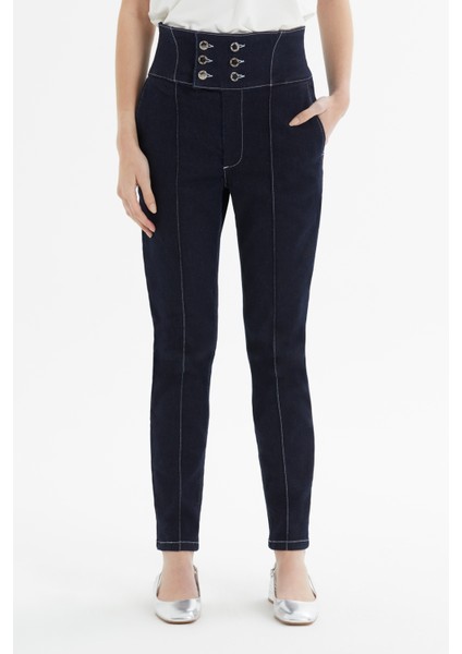 Kruvaze Kapama Beyaz Kontrast Dikiş ve Nervürlü Salopet Mavi Denim modelleri