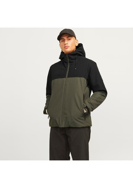 Erkek Su Geçirmez Kapüsonlu Mevsimlik Ceket - Aiden indirimleri