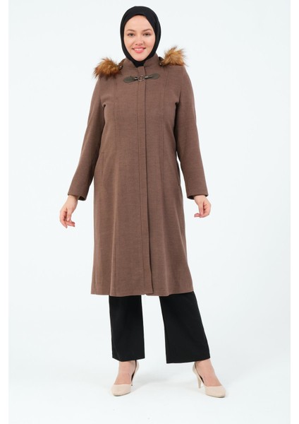 Şehnaz Kadın Büyük Beden Astarlı Kapüşonlu Kaşe Kaban