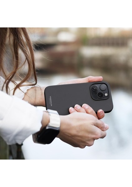 Yumuşak Silikon Kapak & Kılıf Apple iPhone 16 Pro Max - Siyah