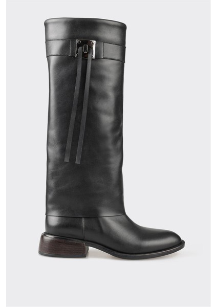 Siyah Deri Kadın Çizme