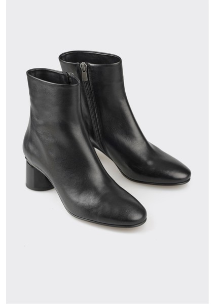 Siyah Deri Kadın Klasik Bot fiyatları