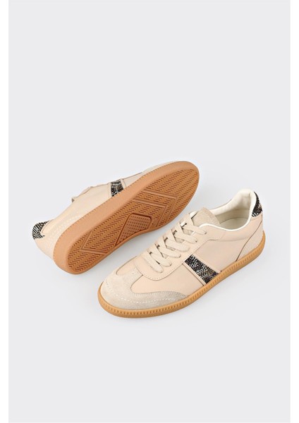 Bej Deri Kadın Spor Ayakkabı modelleri