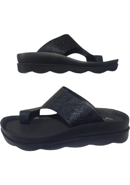 Kadın Siyah Cilt Parlak Casual Parmak Arası Terlik VG2301