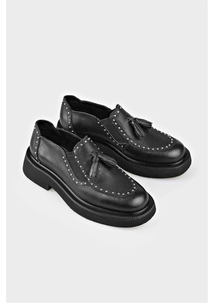 Siyah Deri Kadın Günlük Ayakkabı fiyatları