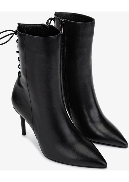 Kadın Siyah Deri Topuklu Bot 1052 285 Bn Bot Sk24-25 Sıyah Dr fiyatları