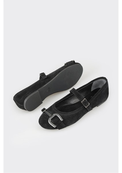 Siyah Deri Kadın Günlük Ayakkabı modelleri