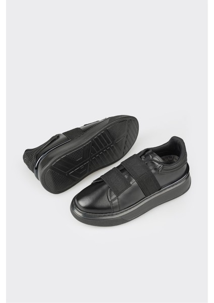 Siyah Erkek Spor Ayakkabı modelleri