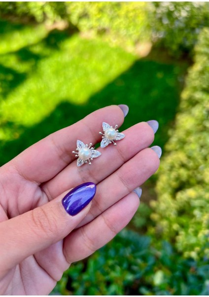 Incili Çiçek Küpe