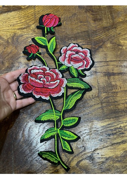Ütü İle Yapışan Çiçek Demeti Arma Dikiş Aplike 36 x 19 cm