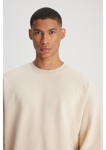 Loose Fit Rahat Kesim Bisiklet Yaka %100 Pamuk Ekru Sweatshirt modelleri