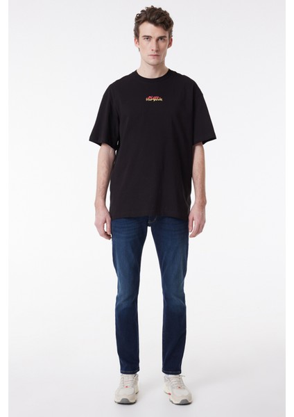 Loose Fit %100 Pamuk Sırtı Baskılı Bisiklet Yaka Tişört fırsatları