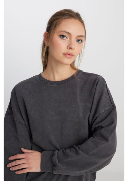 Relaxed Fit Geniş Kesim Bisiklet Yaka %100 Pamuk Antrasit Sweatshirt fiyatları