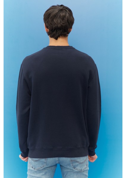 Regular Fit Normal Kesim %100 Pamuk Bisiklet Yaka Şardonlu Sweatshirt