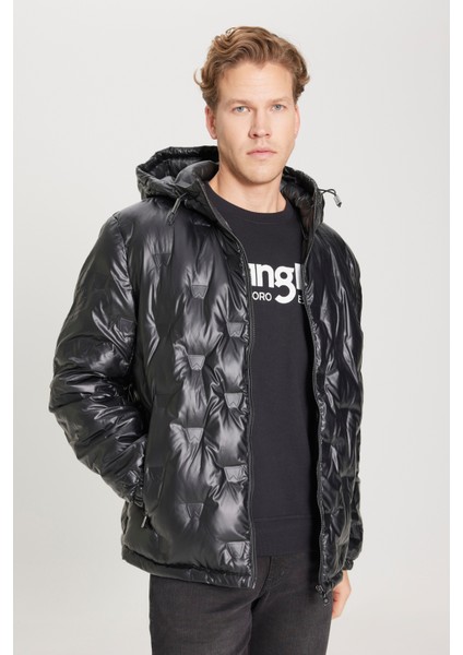 Regular Fit Normal Kesim Kapüşonlu Siyah Şişme Mont