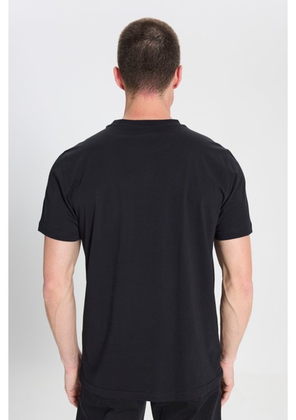 Regular Fit Normal Kesim Bisiklet Yaka Siyah Tişört