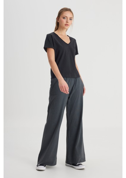 Regular Fit Normal Kesim V Yaka %100 Pamuk Siyah Tişört modelleri