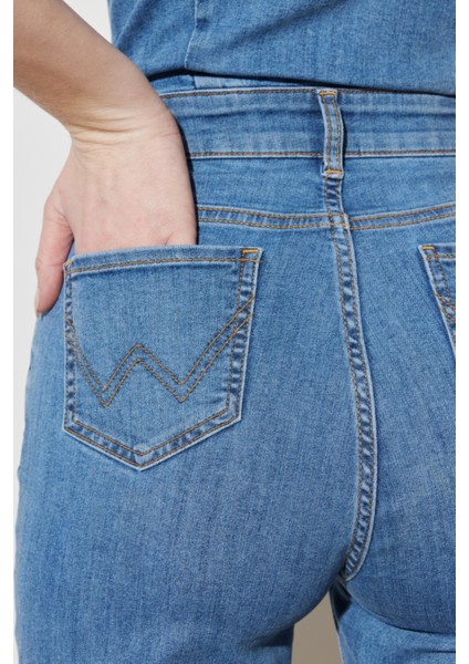 Regular Fit Normal Kesim Normal Bel Geniş Paça Kolsuz Açık Mavi Esnek Jean Tulum
