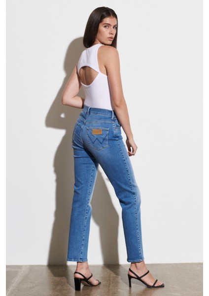 Straight Fit Düz Kesim Yüksek Bel Esnek Jean Kot Pantolon