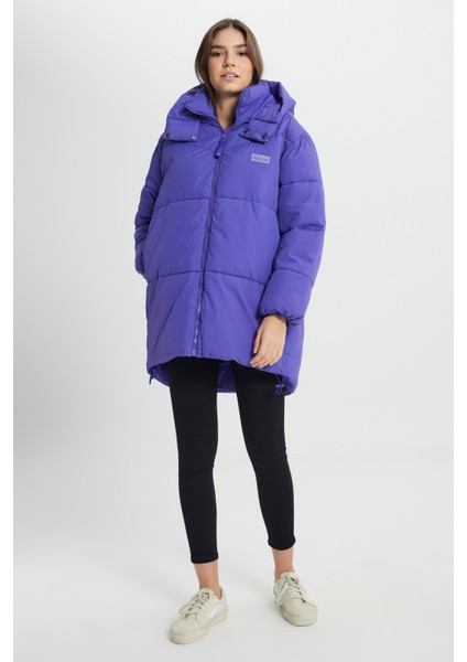 Loose Fit Rahat Kesim Kapüşonlu Uzun Mor Şişme Mont