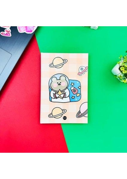 Space Bear Tasarım Lastikli Çizgisiz Defter