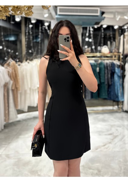 Kayla Dik Yaka Sıfır Kol Mini Elbise Siyah