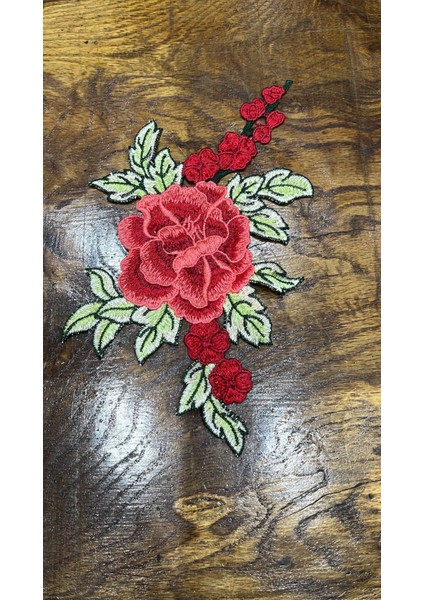 Nakış Işleme Çiçekli Arma Dikiş Aplike 26X19 cm modelleri